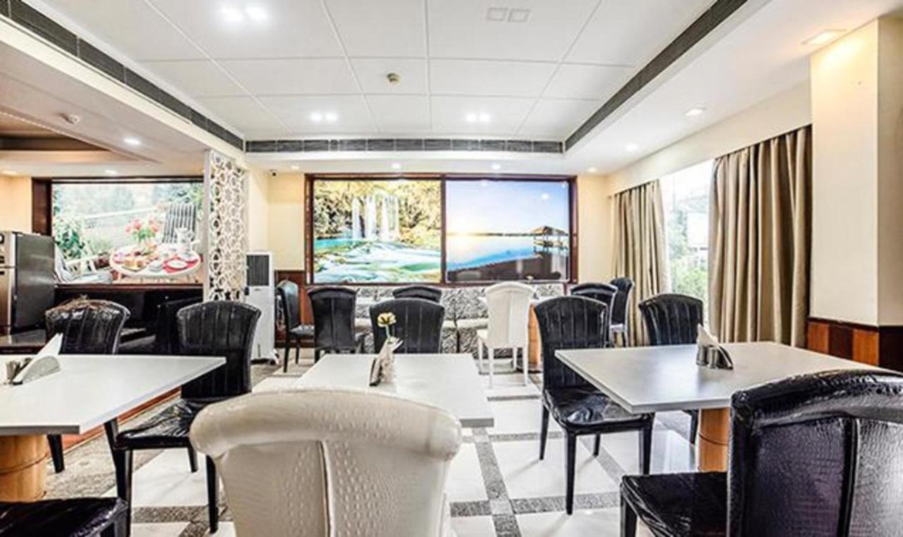 Fabhotel Bmk Grand Új-Delhi Kültér fotó