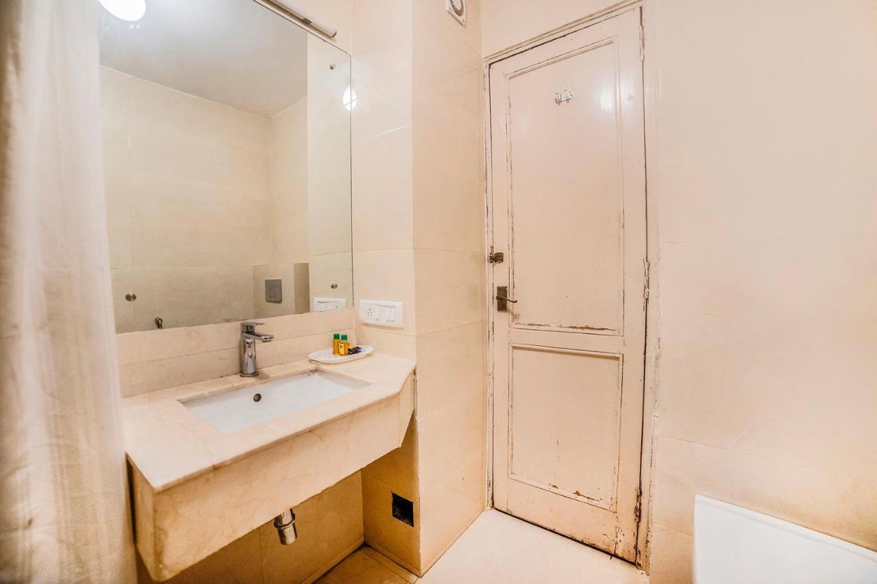 Fabhotel Bmk Grand Új-Delhi Kültér fotó